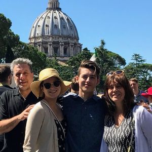 Meet your Posher, Raymond